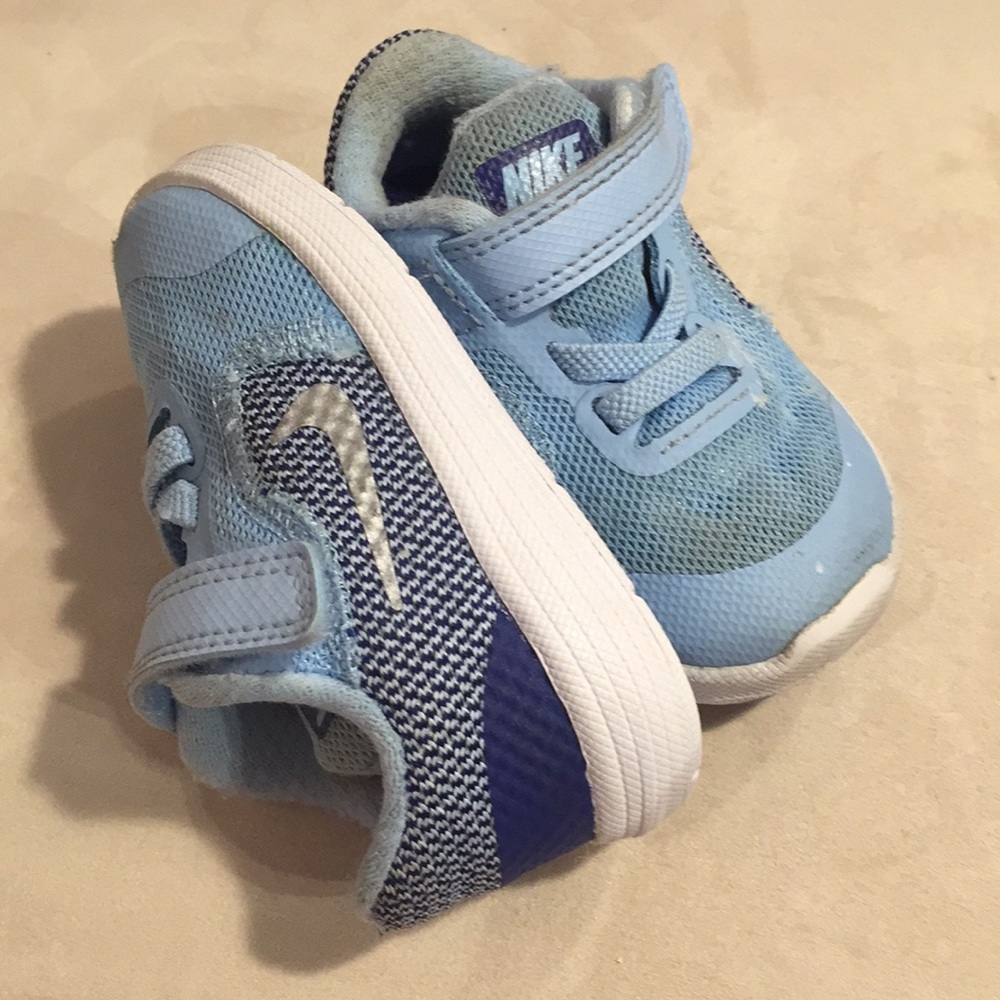 Nike Revolution 3